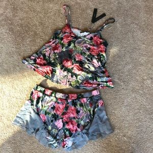 Floral top and shorts sleepwear